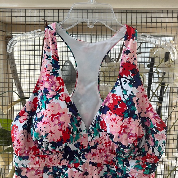Lands End Floral Tankini Halter Top 14 - Picture 2 of 4